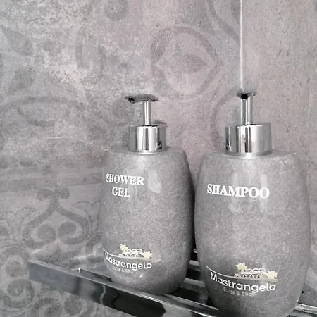 Mastrangelo & Apartamento *