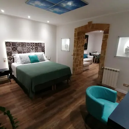Mastrangelo & Apartment *